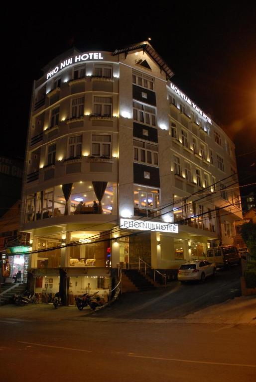 Mountain Town Hotel Да Лат Екстериор снимка